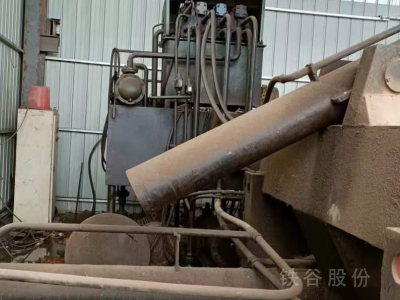 低價出售250噸壓塊機，料箱2.5/2米包塊500圖2