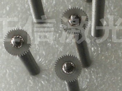 三軸聯(lián)動(dòng)金屬齒輪連續(xù)激光焊接機(jī)圖3